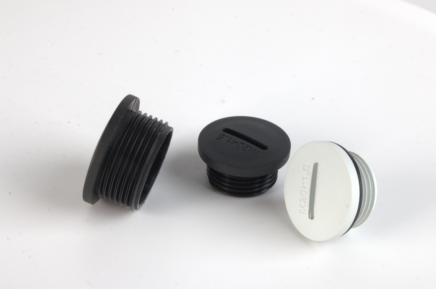 Metric M-series blanking plugs black and white